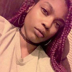 Meet your Posher, Siana'a